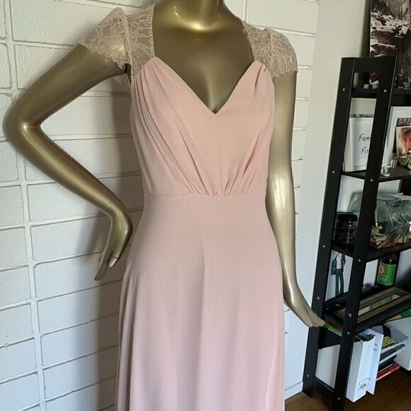 🌸Delicate 🌸chiffon and stretch lace gown size Sm - Picture 6 of 7